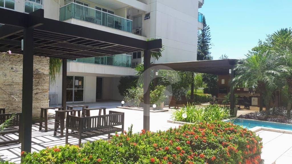 Apartamento à venda com 2 quartos, 76m² - Itaipu,Niterói