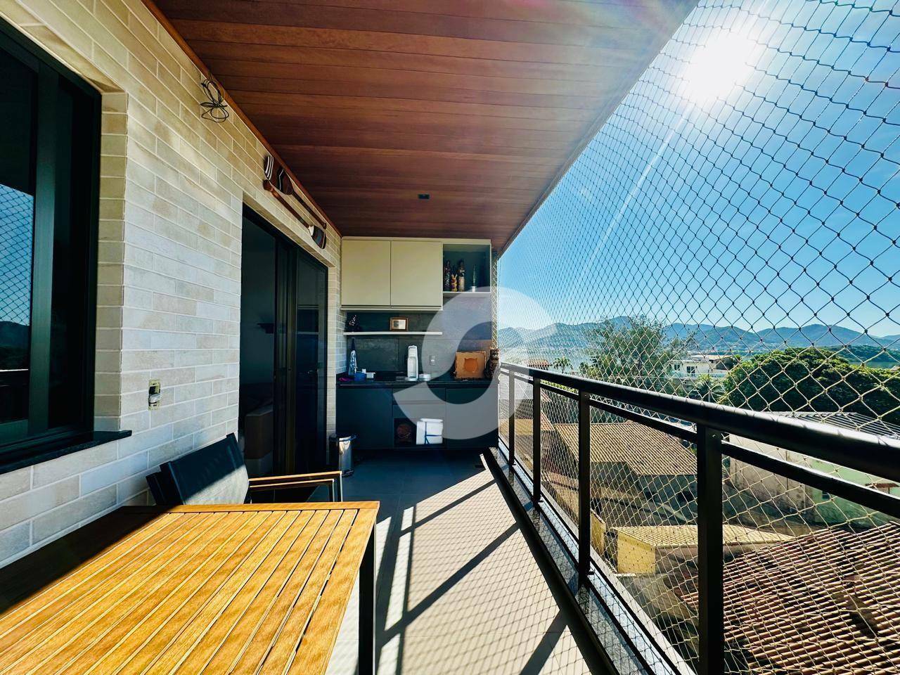 Apartamento à venda com 2 quartos, 67m² - Piratininga,Niterói
