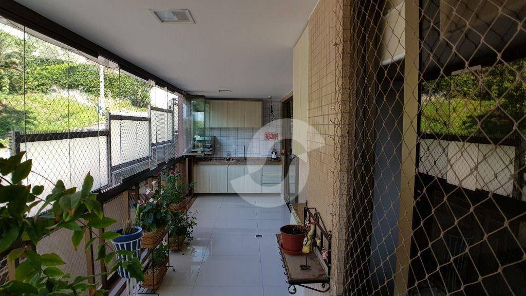 Apartamento à venda com 4 quartos, 160m² - Piratininga,Niterói