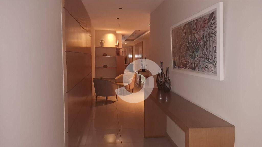  - Apartamento com 3 dormitórios à venda, 76 m² por R$ 689.000,00 - Centro - Niterói/RJ
