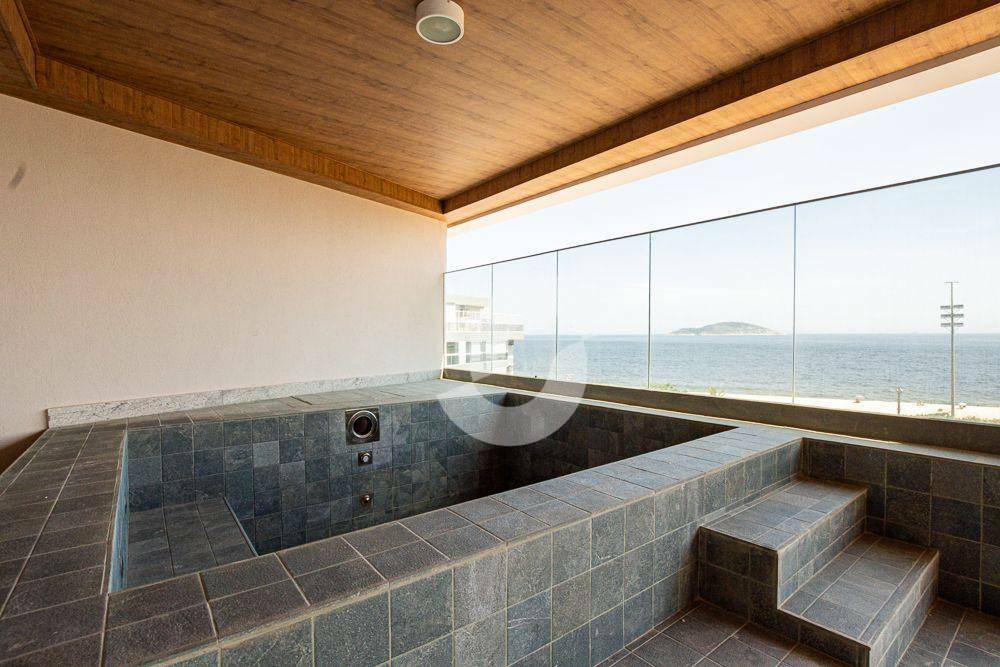 Apartamento à venda com 3 quartos, 186m² - Piratininga,Niterói
