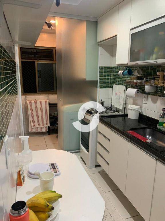  - Apartamento com 2 dormitórios à venda, 74 m² por R$ 630.000,00 - São Francisco - Niterói/RJ