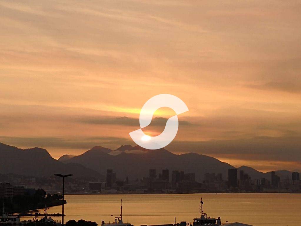 Apartamento à venda com 2 quartos, 81m² - Centro,Niterói