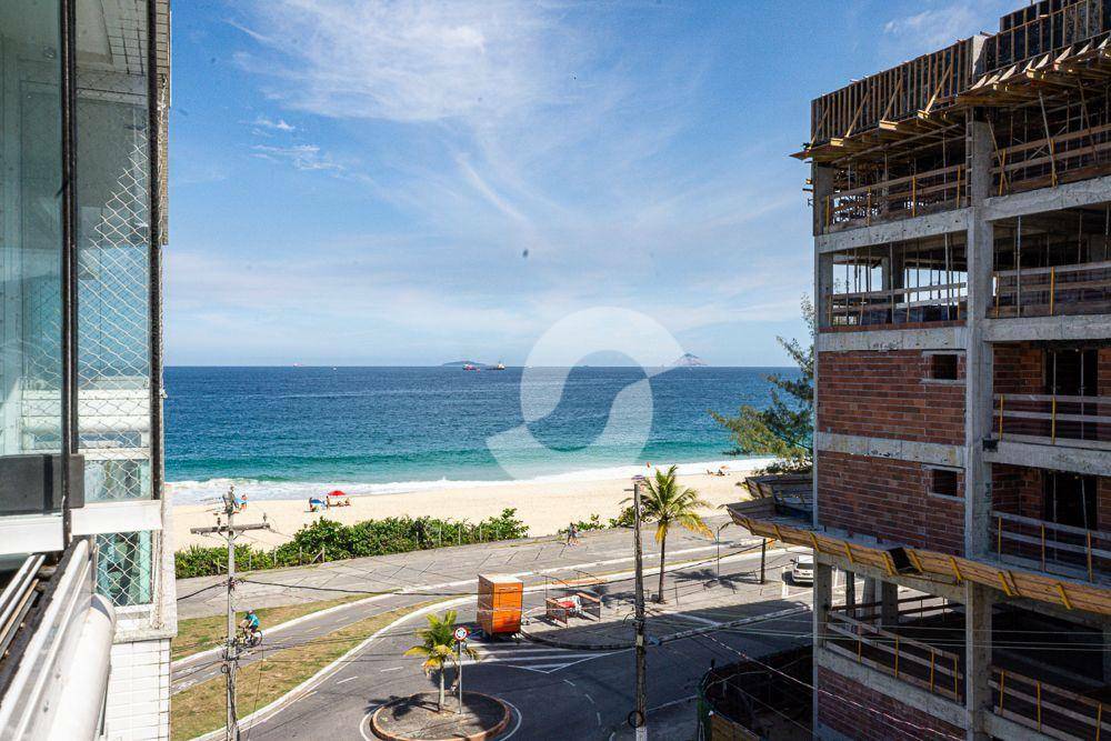  - Apartamento com 3 dormitórios à venda, 114 m² por R$ 1.250.000,00 - Piratininga - Niterói/RJ