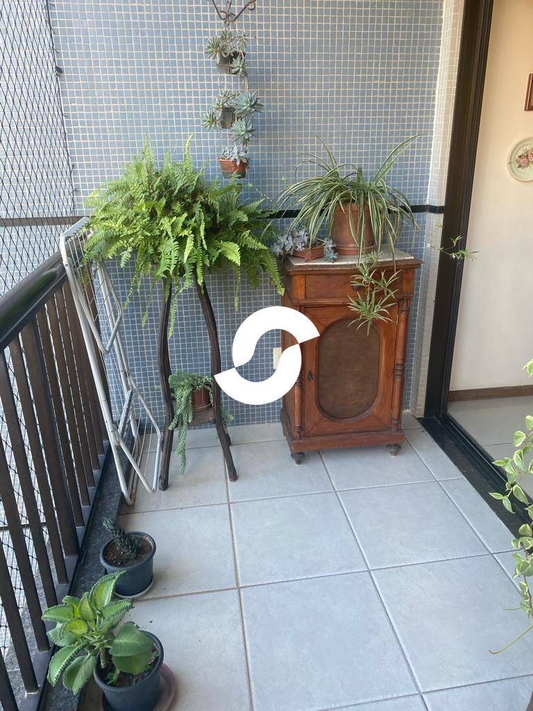  - Oportunidade Única: Apartamento de 3 Quartos com Varanda e Condomínio Completo!