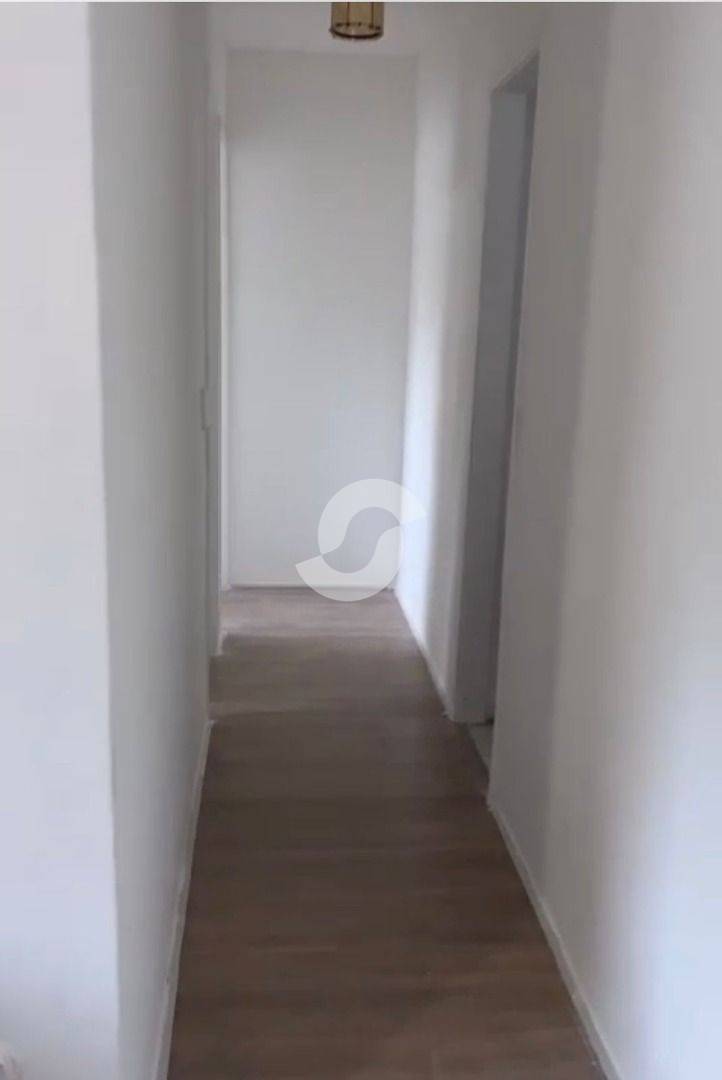  - Apartamento com 2 dormitórios à venda, 59 m² por R$ 200.000,00 - Santa Rosa - Niterói/RJ