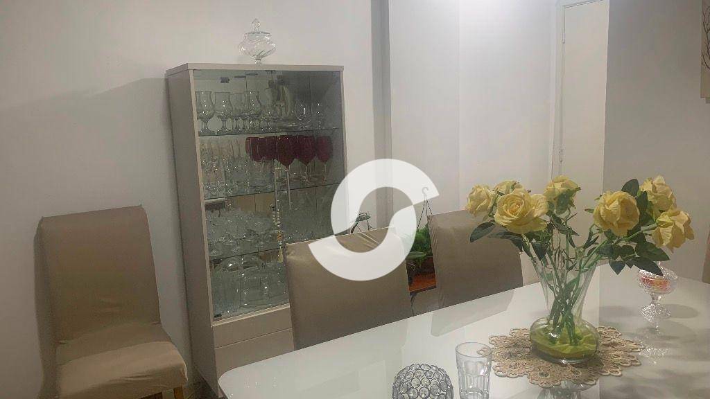  - APARTAMENTO 2 QUARTOS - PORTARIA 24H - PRÓXIMO A BR 101 SUBIDA PRA PONTE RIO NITERÓI - COMÉRCIO E MERCADOS PRÓXIMOS. FUTURO BENEFÍCIO DO VLT