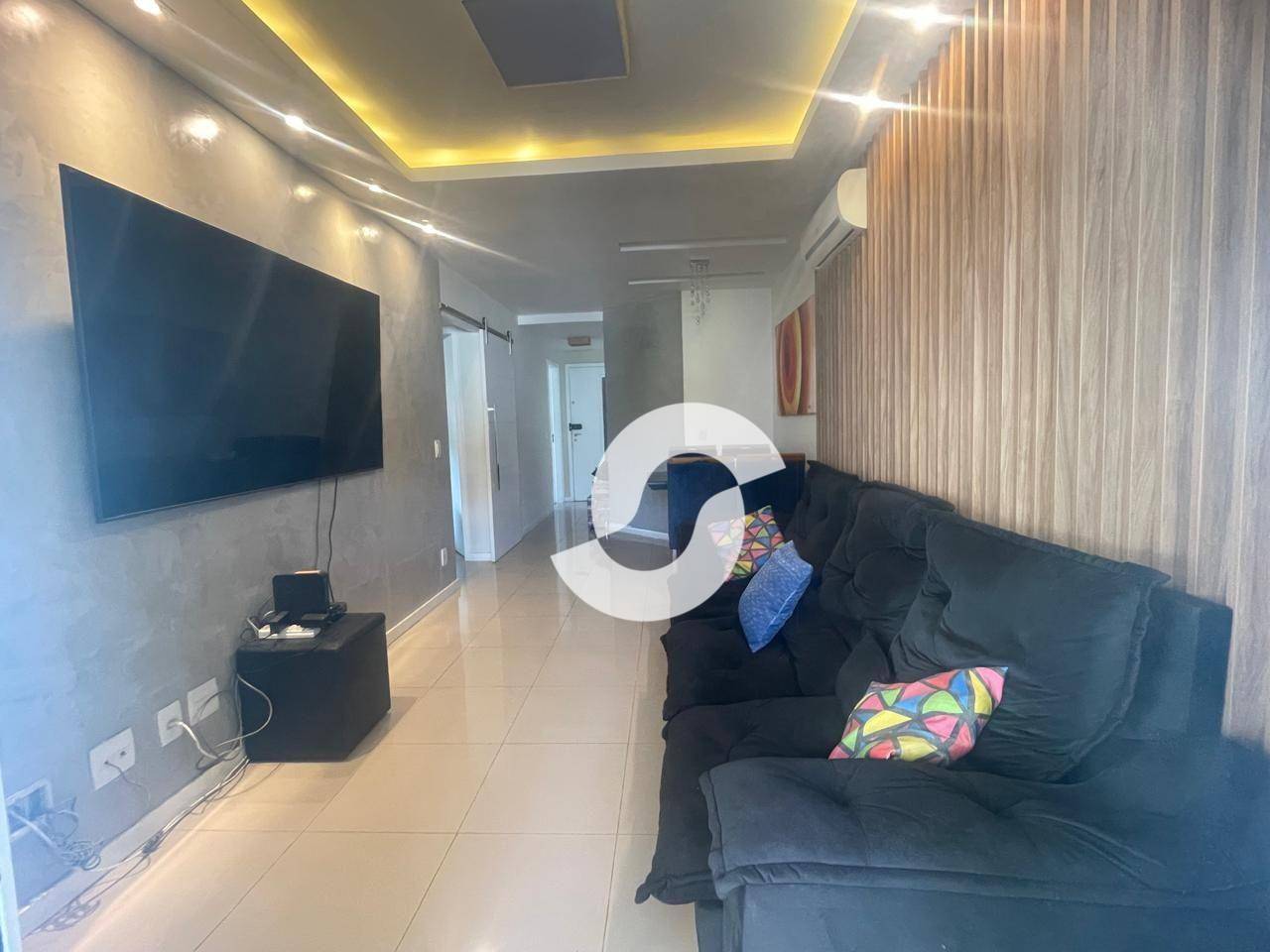  - Apartamento com 2 dormitórios à venda, 73 m² por R$ 600.000,00 - Itaipu - Niterói/RJ