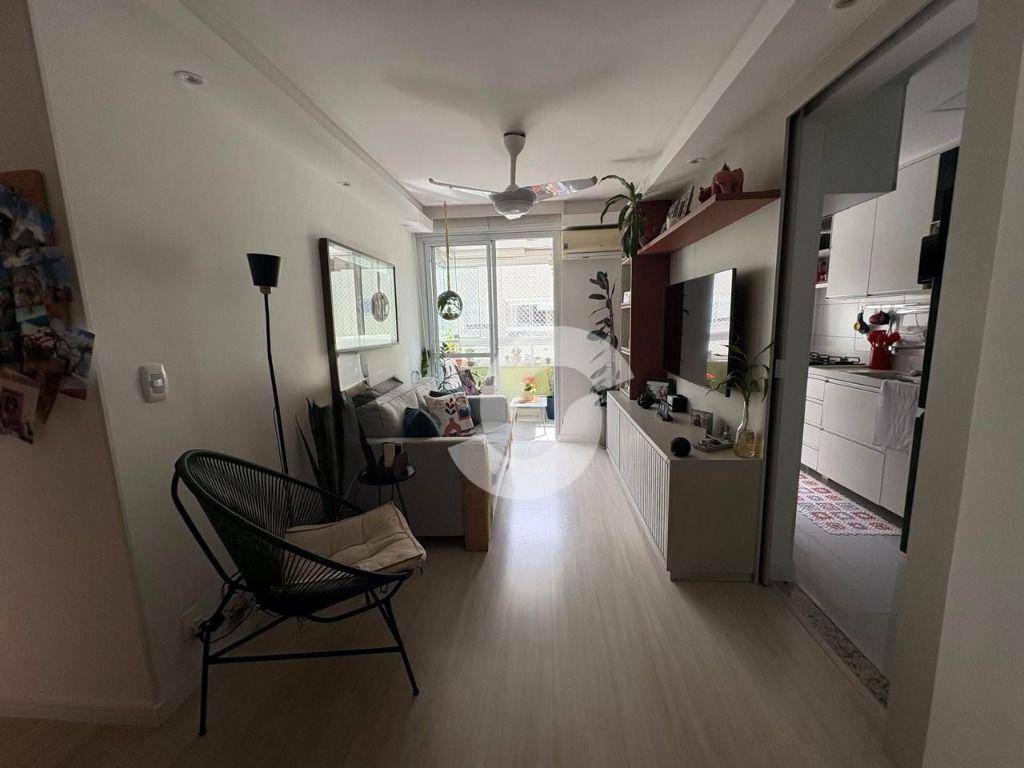 Apartamento à venda com 2 quartos, 60m² - Maria Paula,Niterói