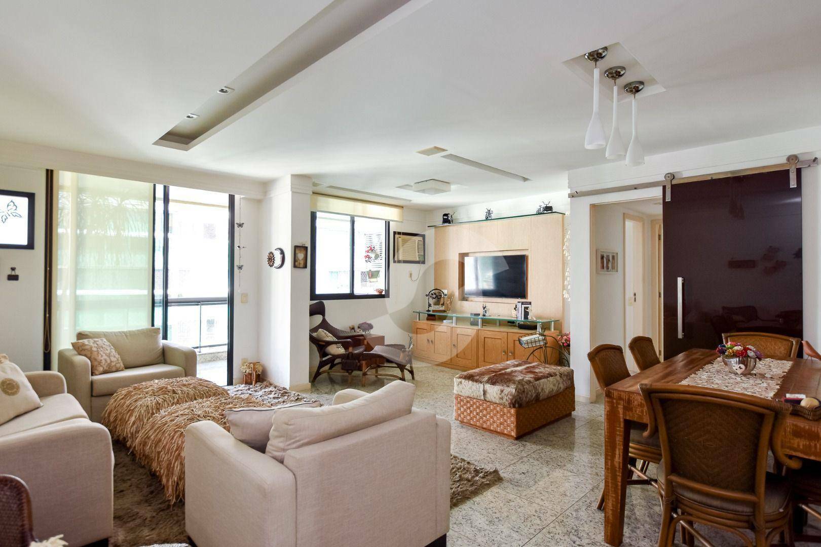 Apartamento à venda com 3 quartos, 130m² - Charitas,Niterói
