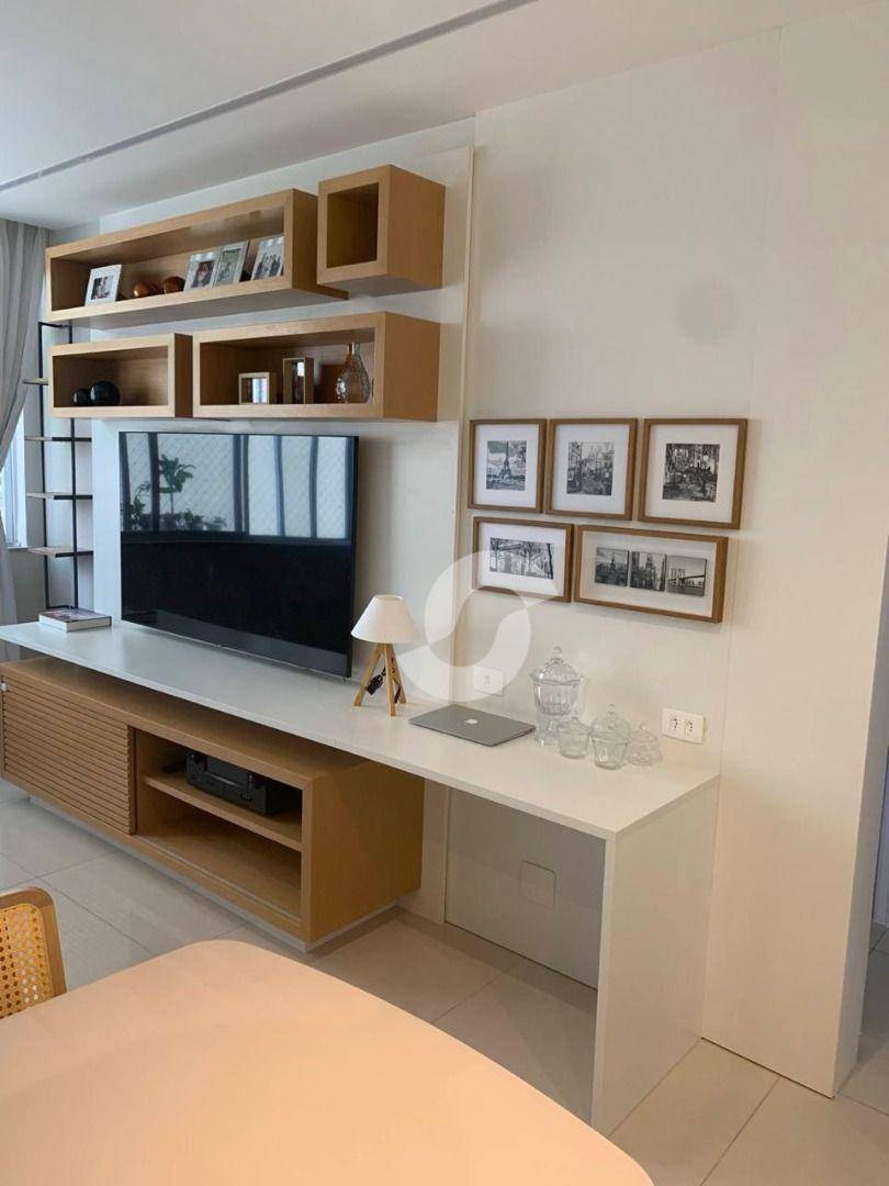 - Apartamento com 2 dormitórios à venda, 65 m² por R$ 830.000,00 - Icaraí - Niterói/RJ