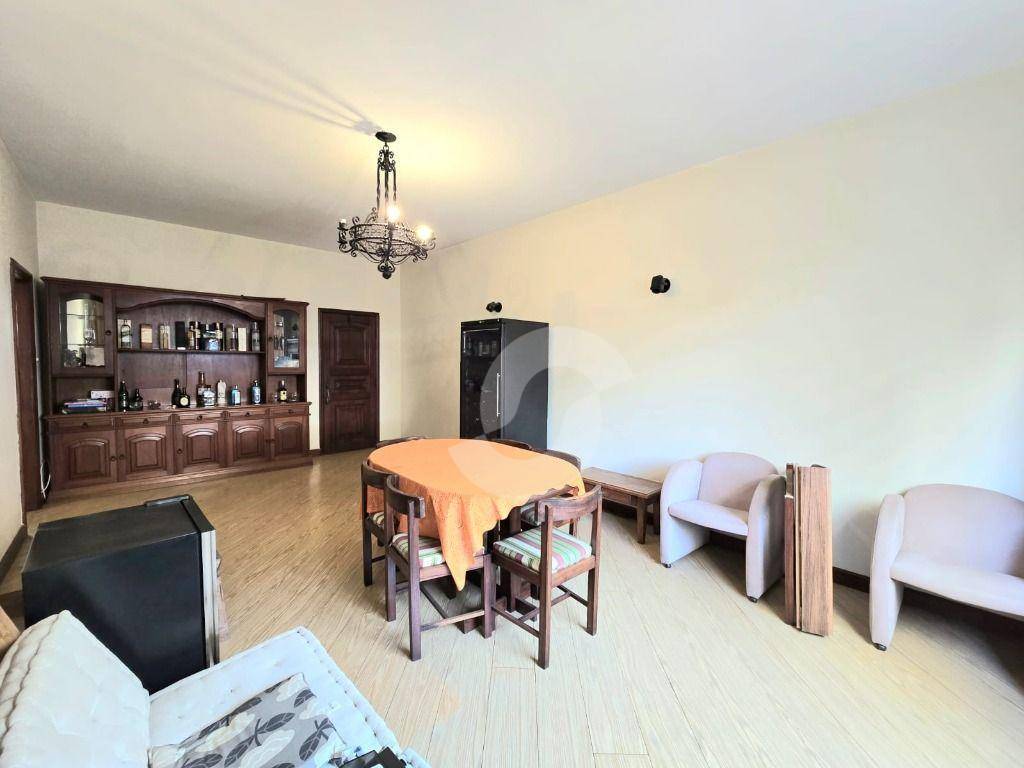 Apartamento à venda com 3 quartos, 145m² - Icaraí,Niterói
