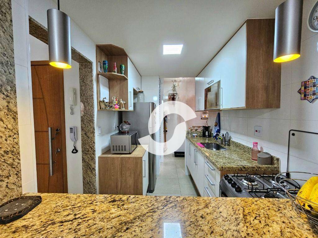  - Apartamento com 2 dormitórios à venda, 55 m² por R$ 300.000,00 - Largo do Barradas - Niterói/RJ