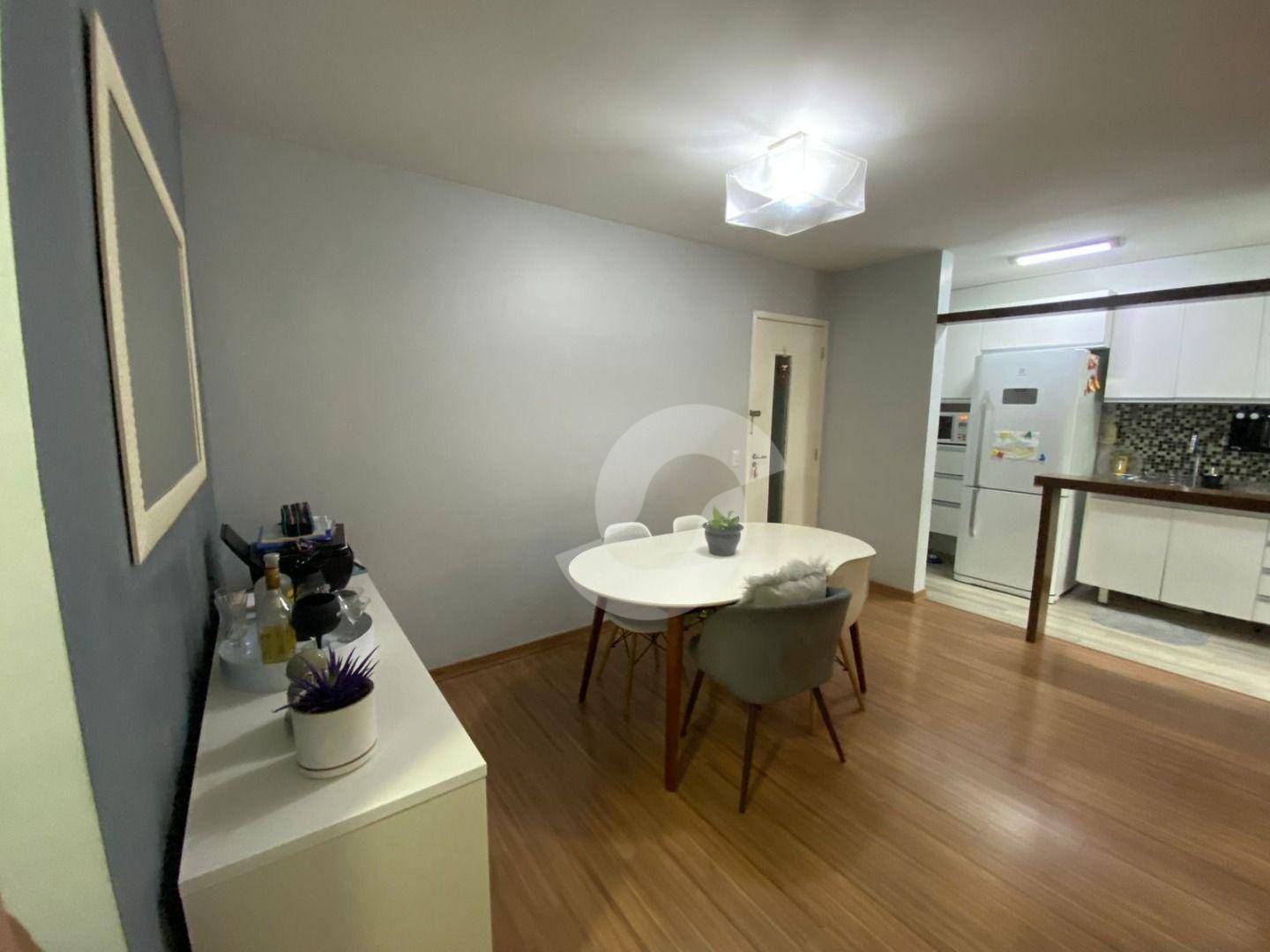  - Apartamento com 2 dormitórios à venda, 60 m² por R$ 360.000,00 - Barreto - Niterói/RJ