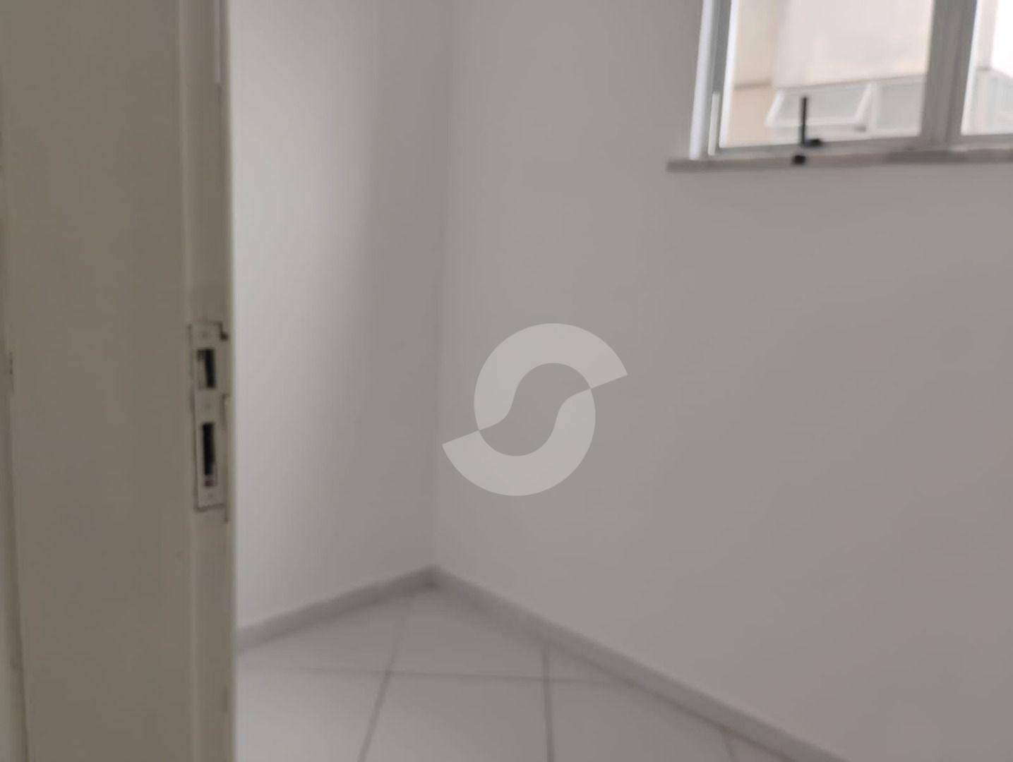  - Apartamento com 1 dormitório à venda, 52 m² por R$ 360.000,00 - Centro - Niterói/RJ
