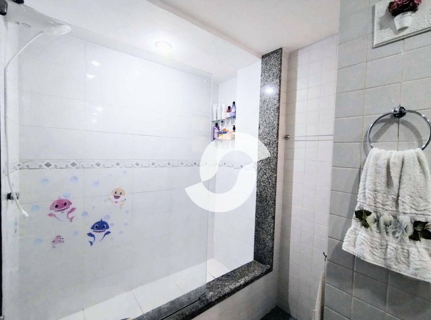  - Apartamento com 2 dormitórios à venda, 75 m² por R$ 410.000,00 - Vital Brasil - Niterói/RJ