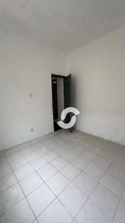  - Apartamento com 2 dormitórios à venda, 63 m² por R$ 225.000,00 - São Lourenço - Niterói/RJ