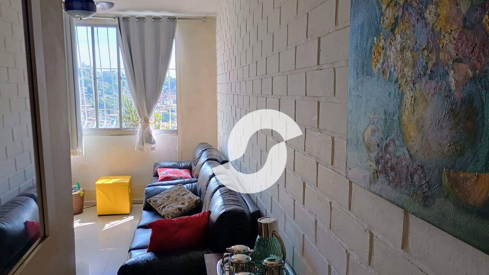  - Apartamento dois dormitórios, sol da manhã, vista livre.