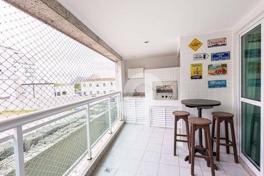 Apartamento à venda com 2 quartos, 83m² - Charitas,Niterói