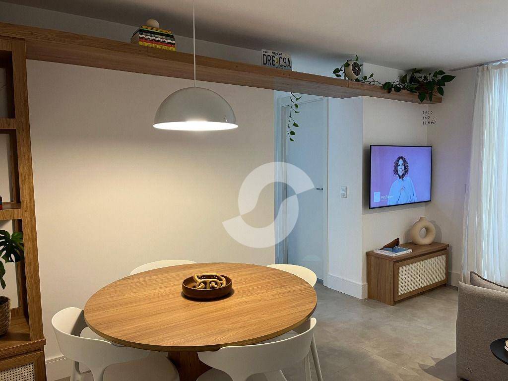 Apartamento à venda com 2 quartos, 47m² - Centro,Niterói