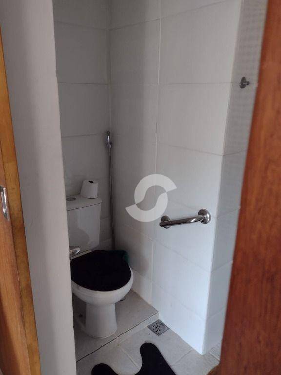  - Apartamento com 4 dormitórios à venda, 103 m² por R$ 298.000,00 - Largo do Barradas - Niterói/RJ