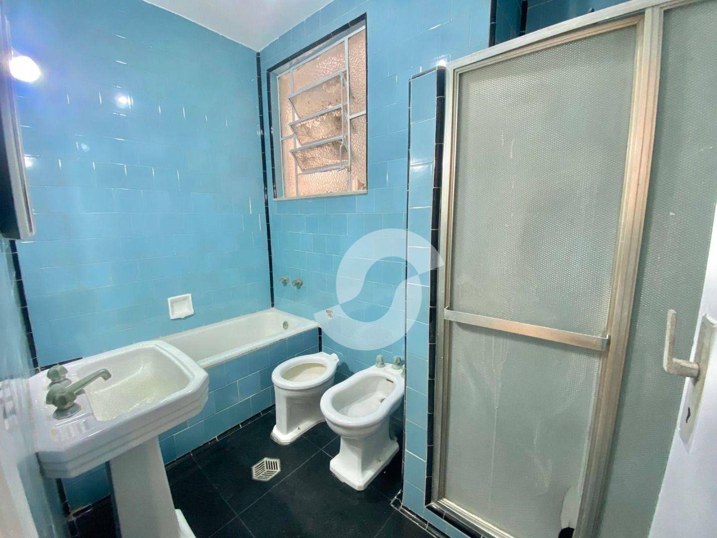  - Apartamento com 3 dormitórios à venda, 137 m² por R$ 780.000,00 - Icaraí - Niterói/RJ