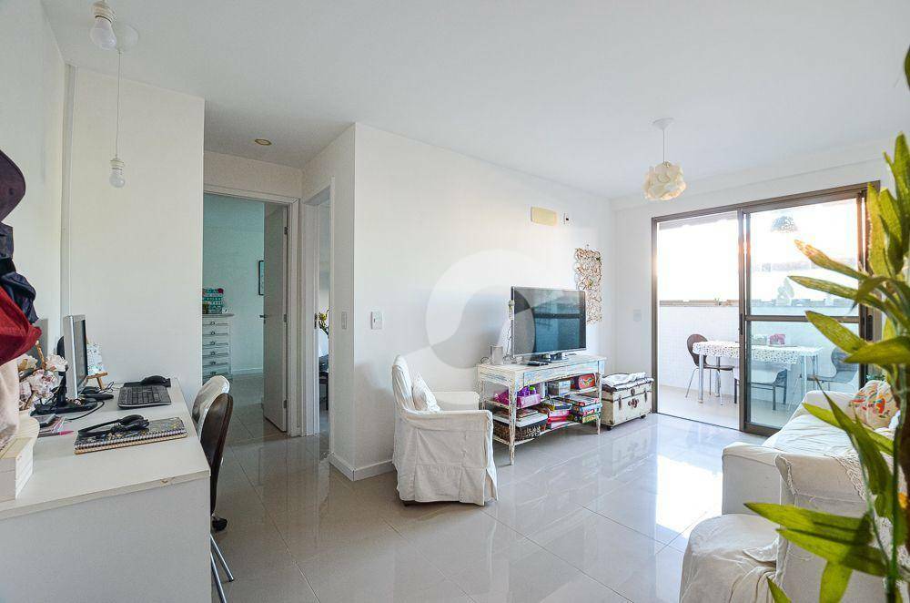 Apartamento à venda com 2 quartos, 70m² - Piratininga,Niterói
