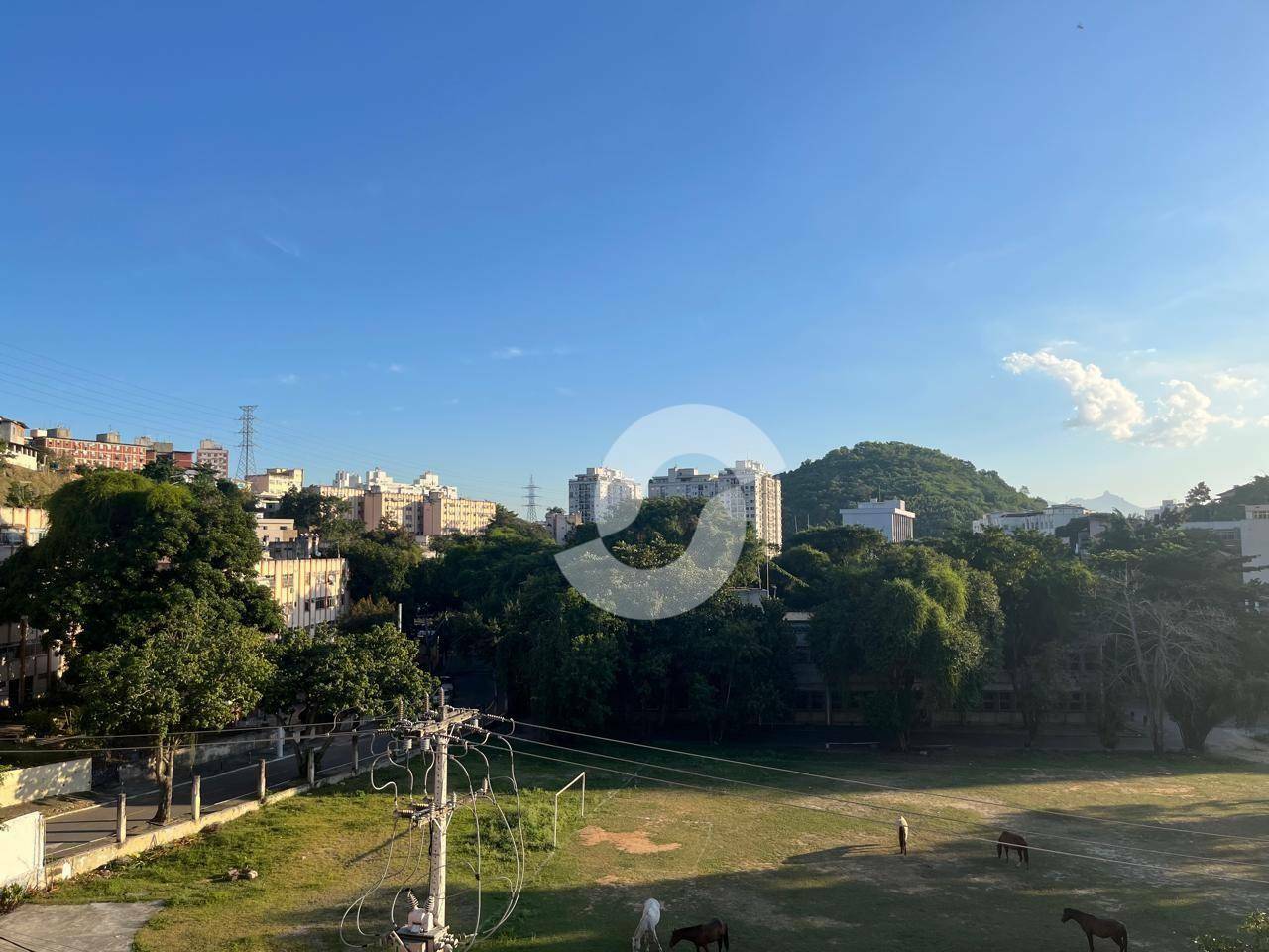 Apartamento à venda com 2 quartos, 50m² - Fátima,Niterói