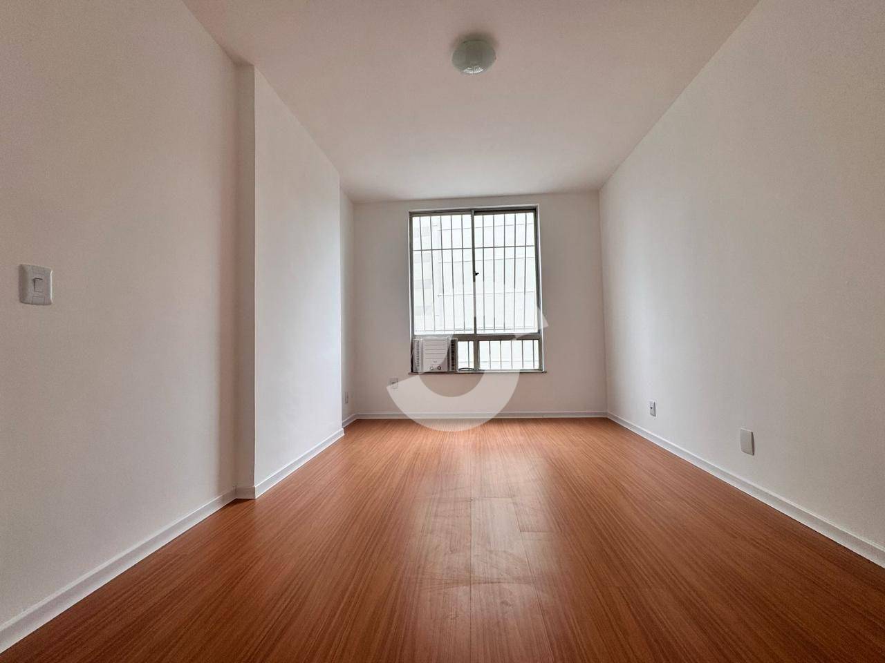  - Apartamento com 2 dormitórios à venda, 122 m² por R$ 580.000,00 - Icaraí - Niterói/RJ