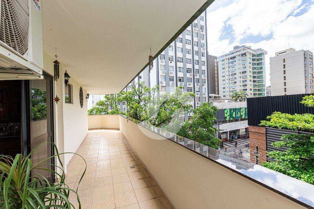  - Apartamento com 2 dormitórios à venda, 120 m² por R$ 645.000,00 - Icaraí - Niterói/RJ