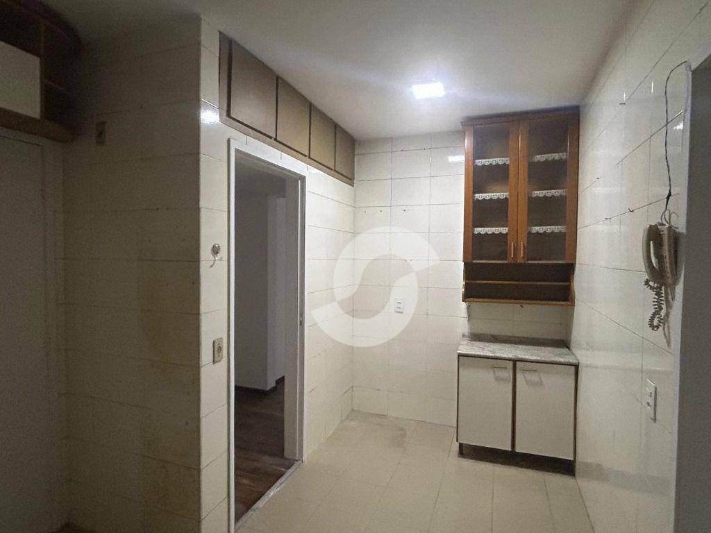  - Apartamento com 3 dormitórios à venda, 90 m² por R$ 550.000,00 - Icaraí - Niterói/RJ