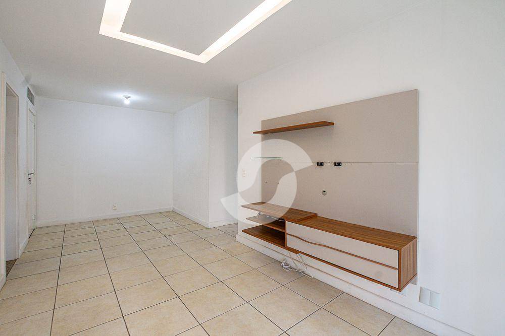  - Apartamento com 2 dormitórios à venda, 76 m² por R$ 690.000,00 - Icaraí - Niterói/RJ