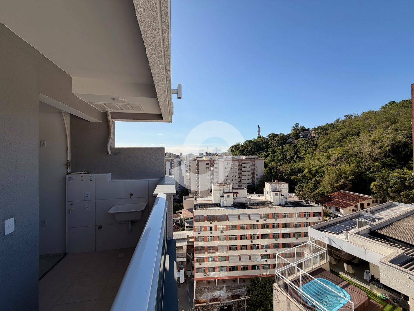  - Apartamento com 2 dormitórios à venda, 47 m² por R$ 495.000,00 - Santa Rosa - Niterói/RJ