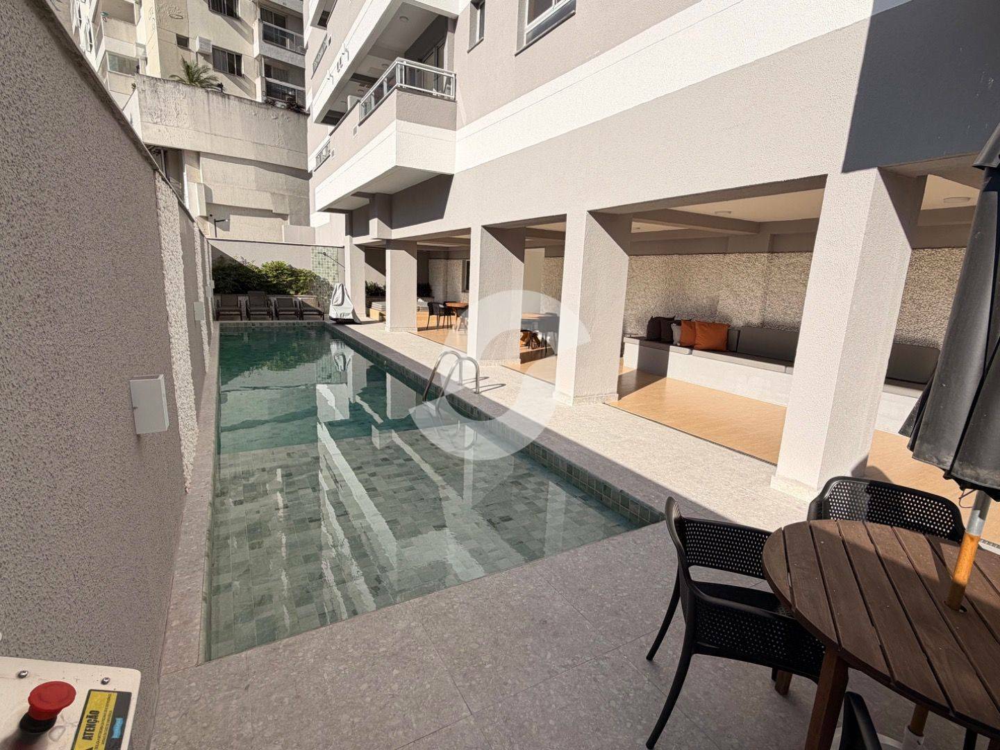 Apartamento à venda com 2 quartos, 47m² - Santa Rosa,Niterói