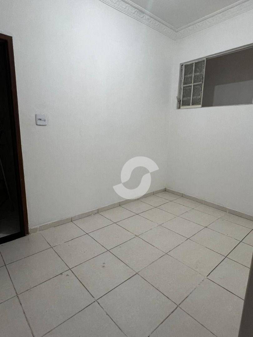  - Apartamento com 2 dormitórios à venda, 54 m² por R$ 230.000,00 - Centro - Niterói/RJ