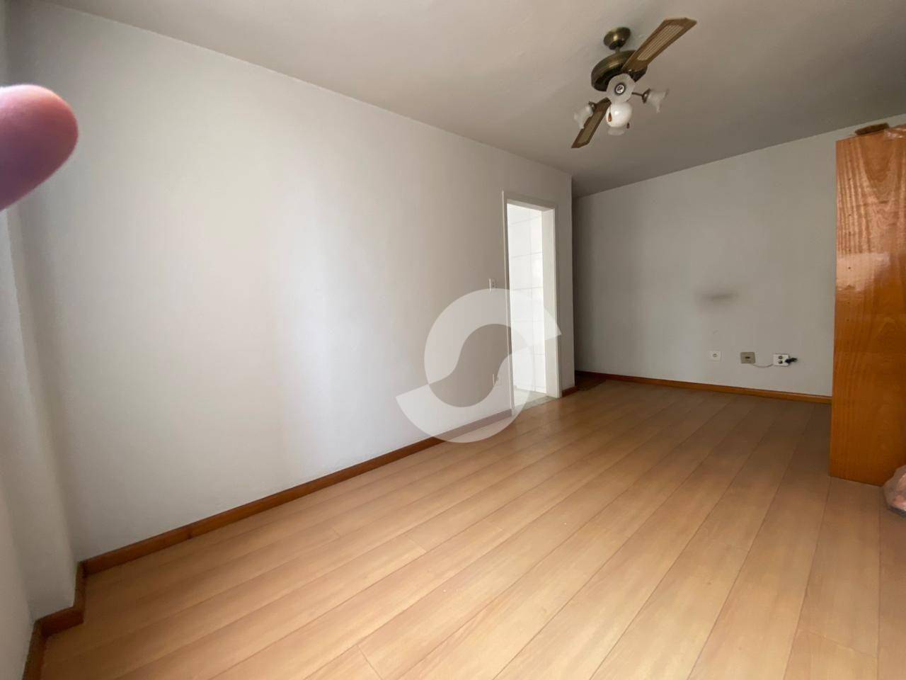  - Apartamento com 2 dormitórios à venda, 55 m² por R$ 200.000,00 - Fonseca - Niterói/RJ