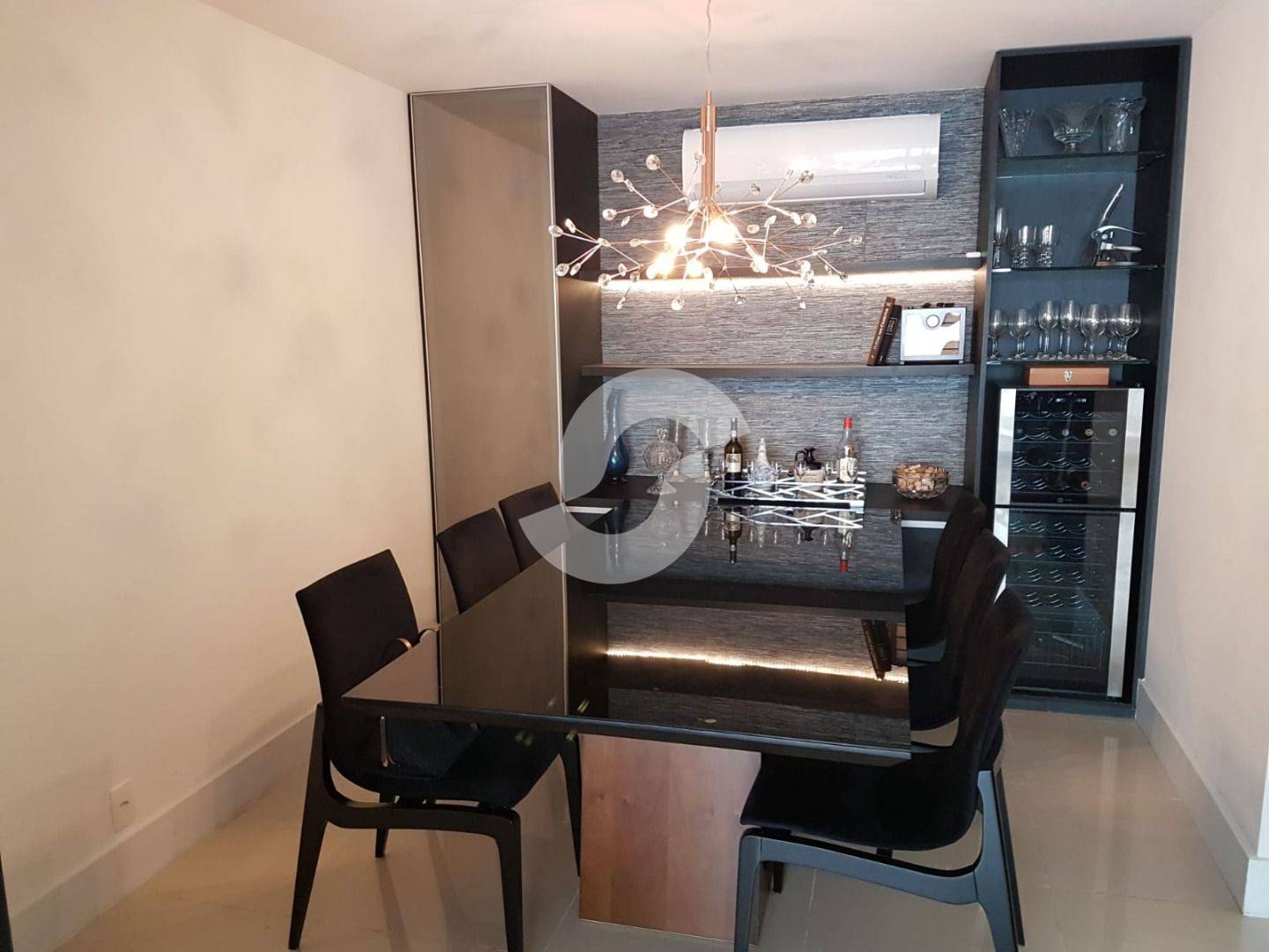 Apartamento à venda com 4 quartos, 118m² - Santa Rosa,Niterói