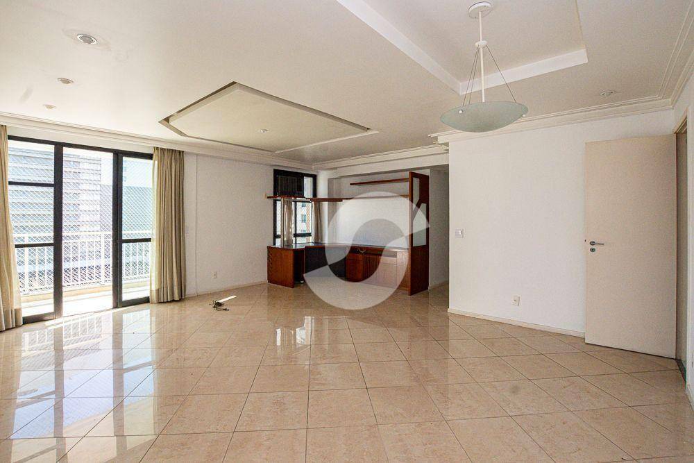 Apartamento à venda com 3 quartos, 176m² - Ingá,Niterói