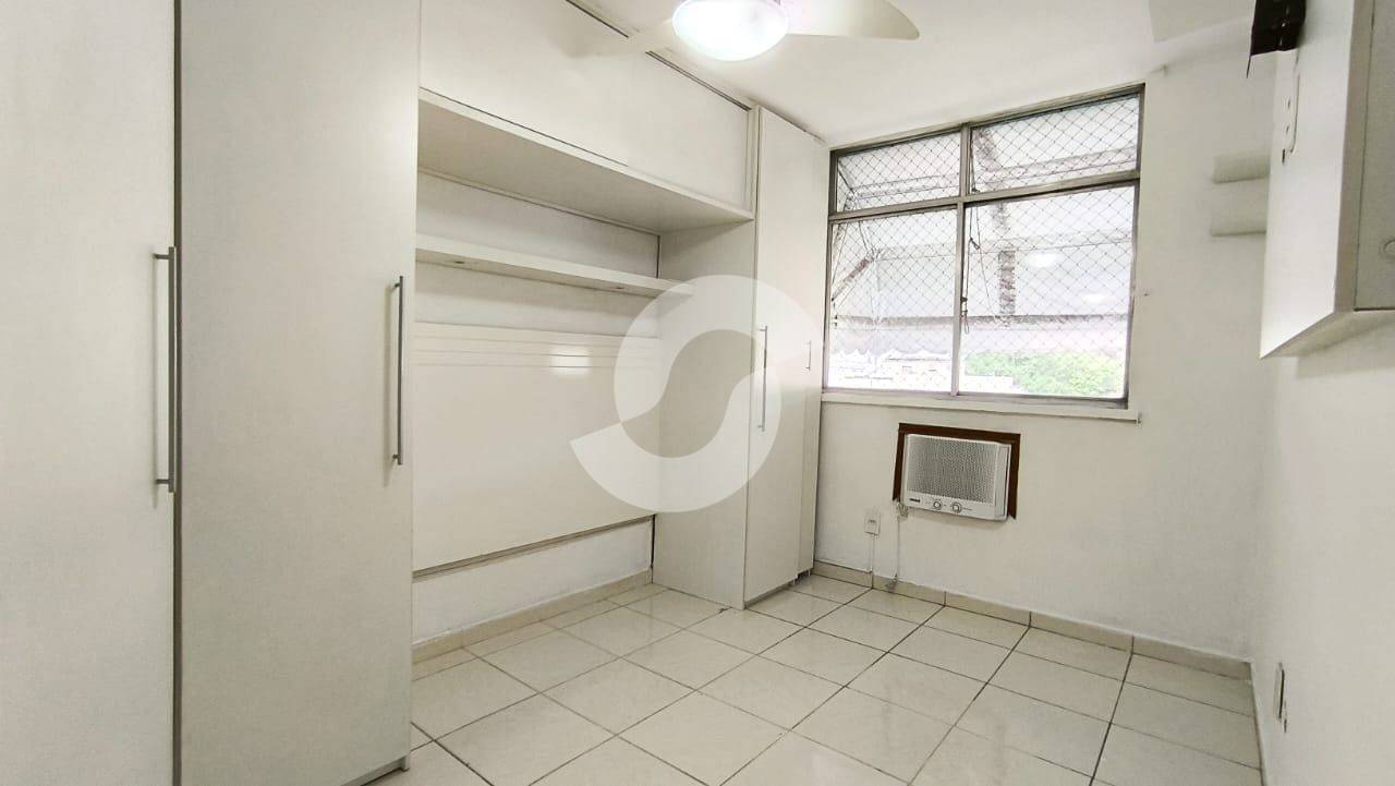  - Apartamento com 2 dormitórios à venda, 77 m² por R$ 280.000,00 - Santa Rosa - Niterói/RJ
