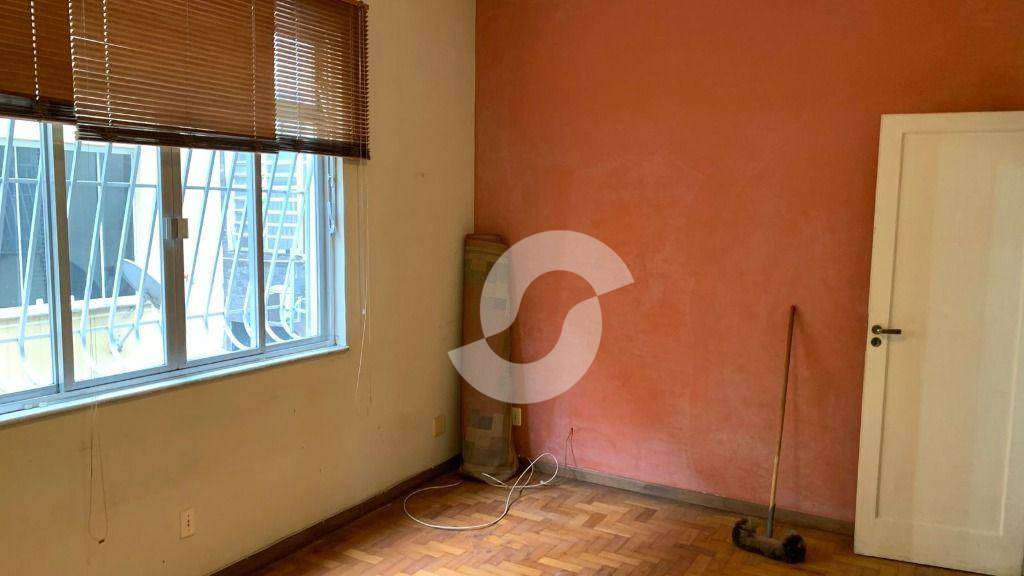 Apartamento à venda com 2 quartos, 78m² - São Francisco,Niterói