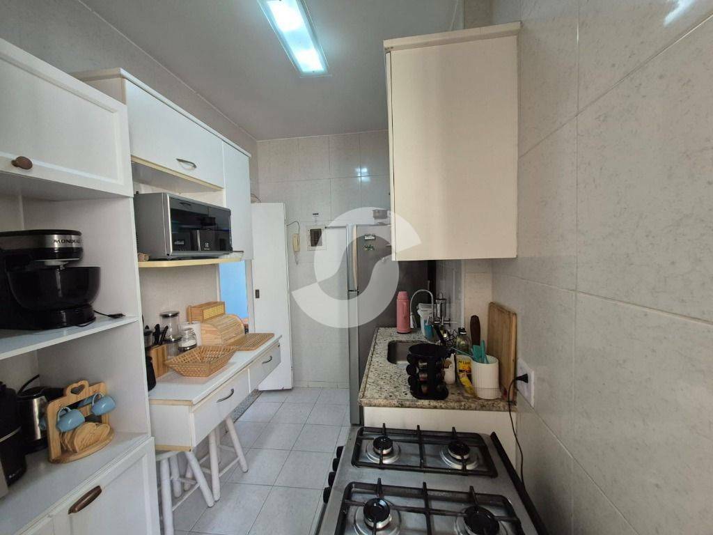  - Apartamento com 2 dormitórios à venda, 64 m² por R$ 320.000,00 - São Domingos - Niterói/RJ