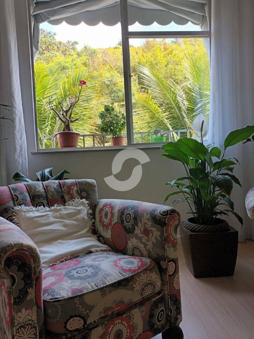  - Apartamento com 2 dormitórios à venda, 68 m² por R$ 400.000,00 - Santa Rosa - Niterói/RJ