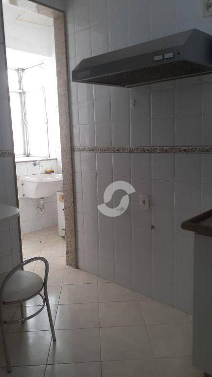  - Apartamento com 2 dormitórios à venda, 70 m² por R$ 380.000,00 - Icaraí - Niterói/RJ