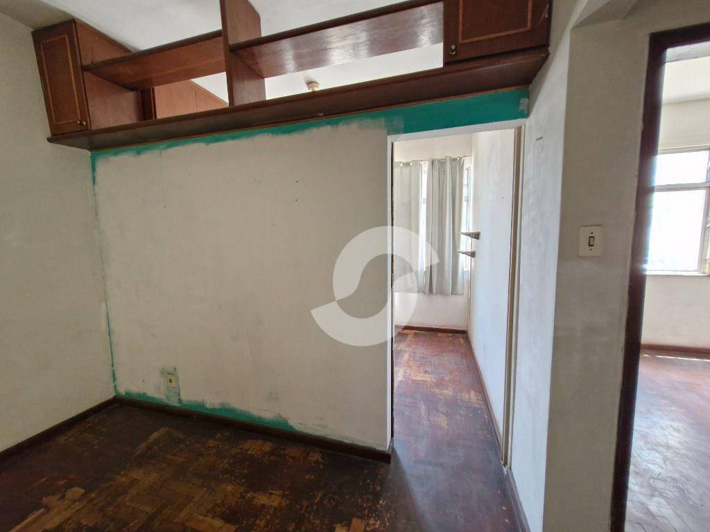  - Apartamento 2 quartos, em Icaraí, próximo a Praia