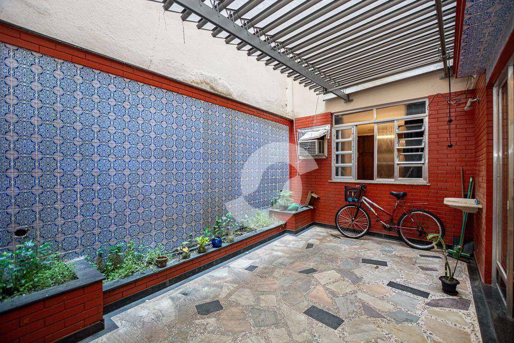  - Apartamento com 3 dormitórios à venda, 130 m² por R$ 550.000,00 - Icaraí - Niterói/RJ