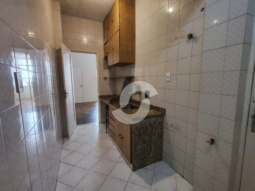  - Apartamento com 2 dormitórios à venda, 60 m² por R$ 560.001,00 - Icaraí - Niterói/RJ
