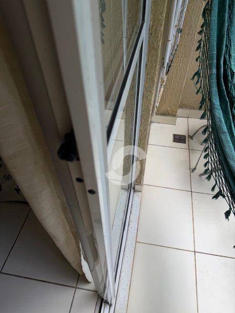  - Apartamento com 2 dormitórios à venda, 65 m² por R$ 298.000,00 - Piratininga - Niterói/RJ