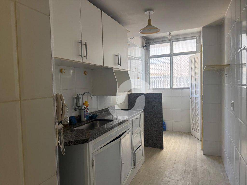 - Apartamento com 2 dormitórios, sendo um suíte à venda, 75 m² por R$ 440.500 - Icaraí - Niterói/RJ