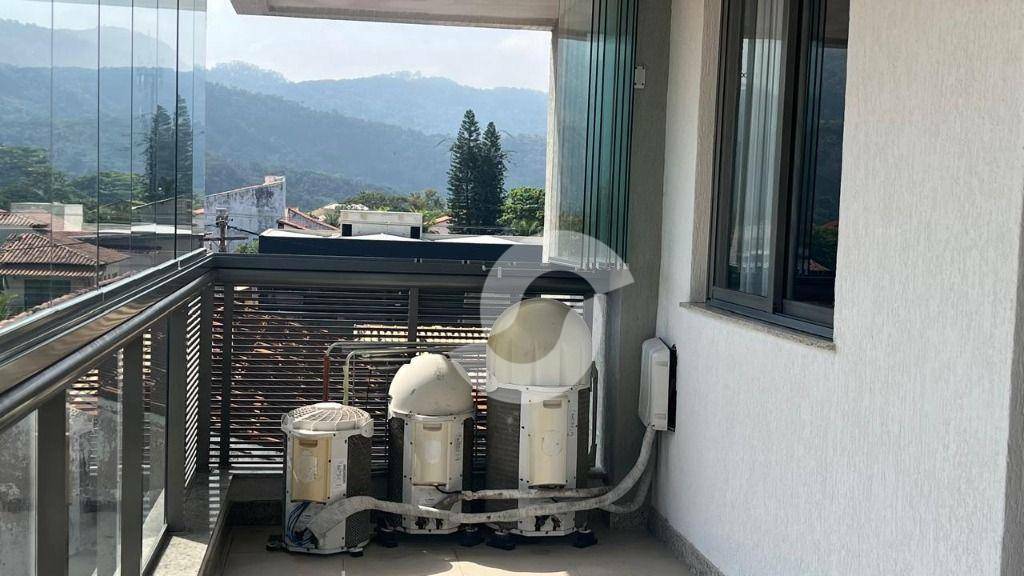  - Apartamento com 2 dormitórios à venda, 90 m² por R$ 890.000,00 - Piratininga - Niterói/RJ