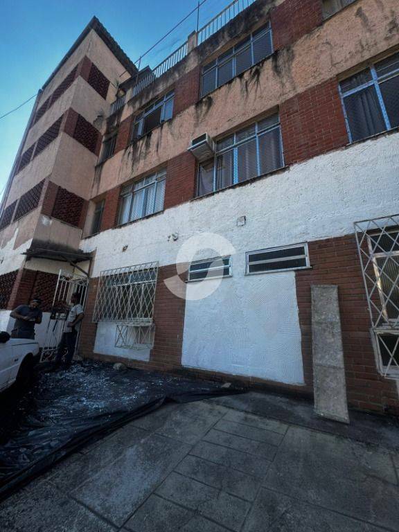 Apartamento à venda com 12 quartos, 440m² - Fátima,Niterói